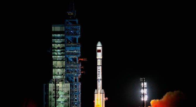 "Тянгун-2" изгоря в земната атмосферa