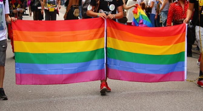 Гей парад в Полша бе атакуван от ултранационалисти 