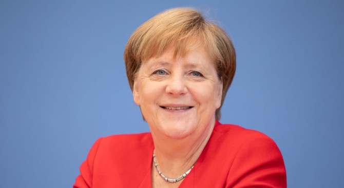 Ангела Меркел покани Борис Джонсън на преговори в Берлин