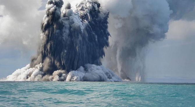 Подводният вулкан край остров Майот в Индийския океан продължава да се увеличава