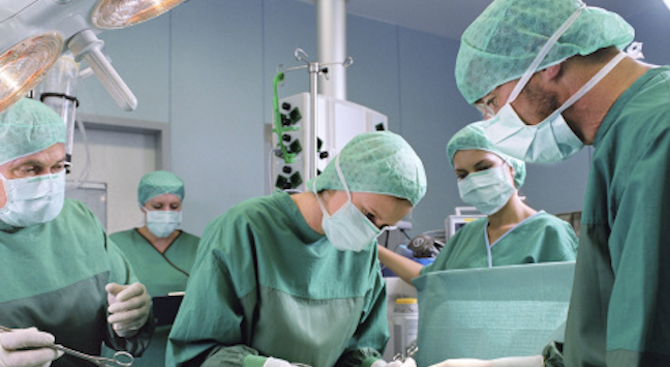 Австрия спира белодробните трансплантации на чужденци