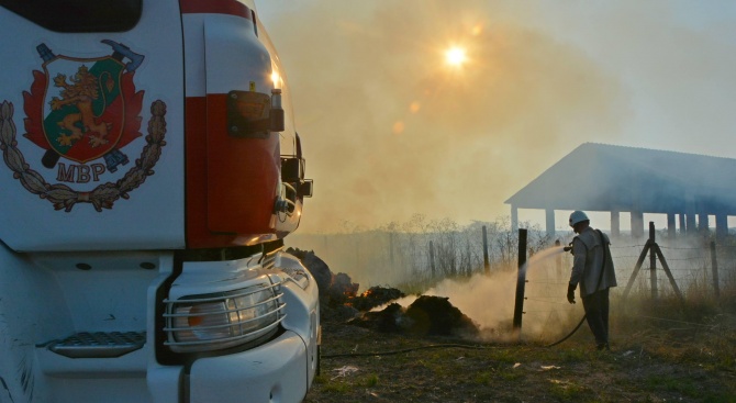 Локализиран е пожарът в района на село Шишманци 