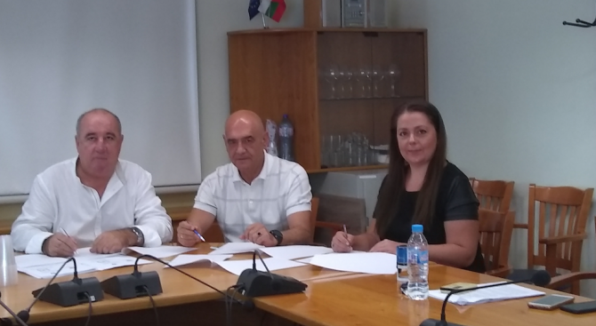 НЗОК и синдикатите подписаха осмия за системата Колективен трудов договор