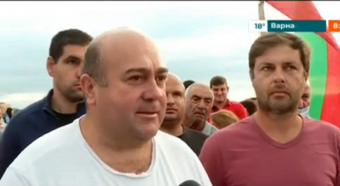 Протестиращите в Шишманци искат референдум за сметището