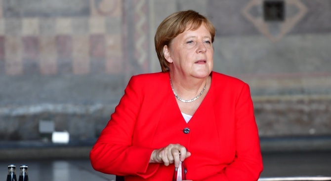 Ангела Меркел благодари на Унгария за ролята й в падането на Берлинската стена