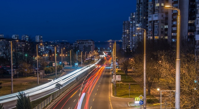 Бургас въвежда зони с ограничение на скоростта до 30 км/час
