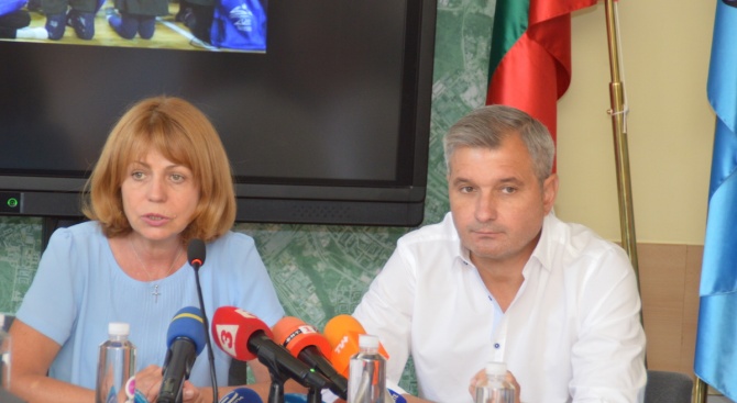 Фандъкова все още не е решила дали ще се кандидатира за кмет