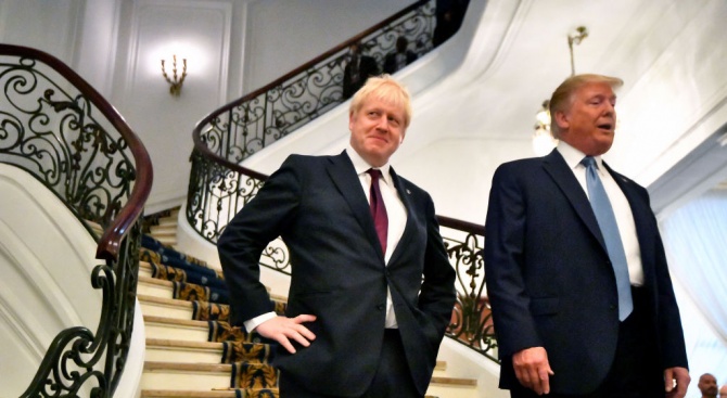 Тръмп похвали Борис Джонсън за решението му да спре работата на британския парламент