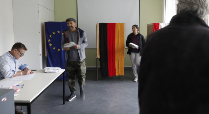 Ключови избори ще се проведат днес в източните германски провинции Саксония и Бранденбург
