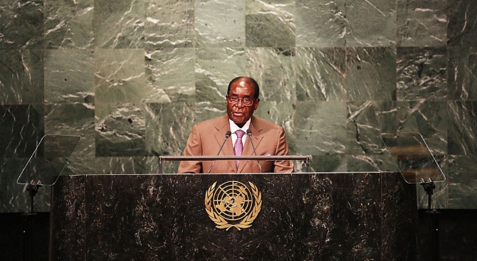  Почина бившият президент на Зимбабве Робърт Мугабе 