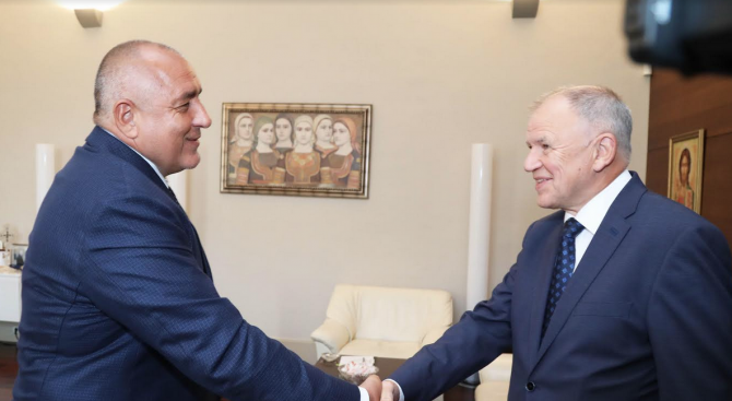 Борисов се срещна с европейския комисар по здравеопазване и безопасност на храните