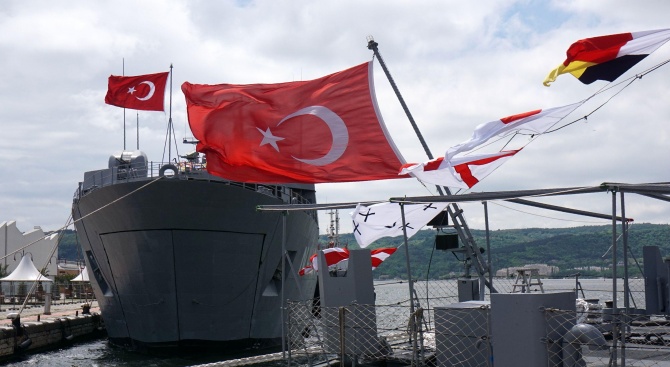Учебен кораб на турските ВМС пристига на посещение във Варна