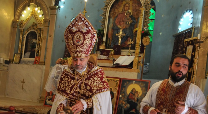 Арменците в Бургас отбелязват храмовия празник на църквата си