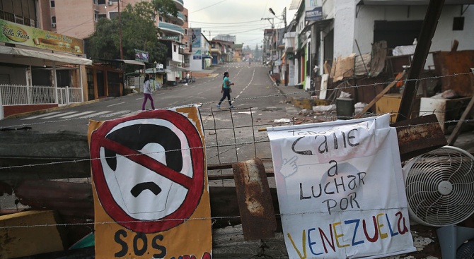 Колумбия поиска международни санкции срещу Венецуела