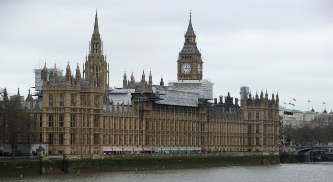 Британски депутат от партията на Борис Джонсън: Парламентът бяга от отговорност