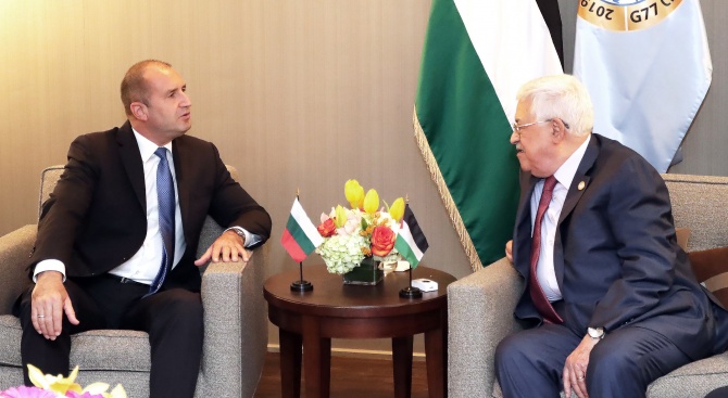 Радев потвърди подкрепата на България за решение на близкоизточния конфликт на принципа за две независими държави