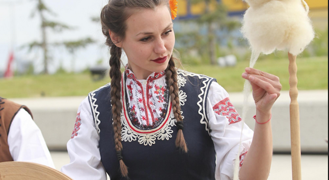 Фолклорният фестивал "Северина" събира български и чуждестранни състави в Русе