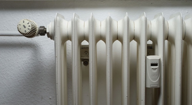 Близо 40 на сто от българите не могат да поддържат домовете си топли през зимата