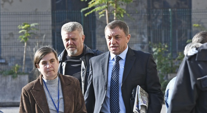 Алексей Петров се яви в Специализираната прокуратура