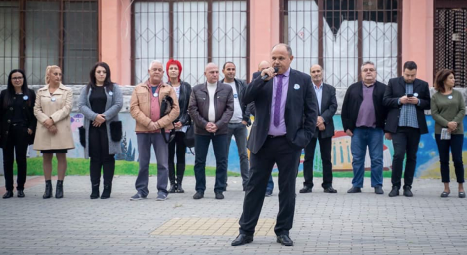 Кандидатът на ГЕРБ за кмет на Първомай Асен Кичуков в с. Градина: Ще работя за възраждане на малките населени места в общината