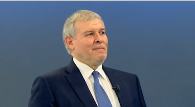 Румен Христов: Промяната не е в лицето на Мая Манолова