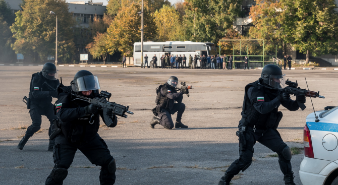 Жандармерийски структури от 11 страни наблюдаваха демонстрации у нас
