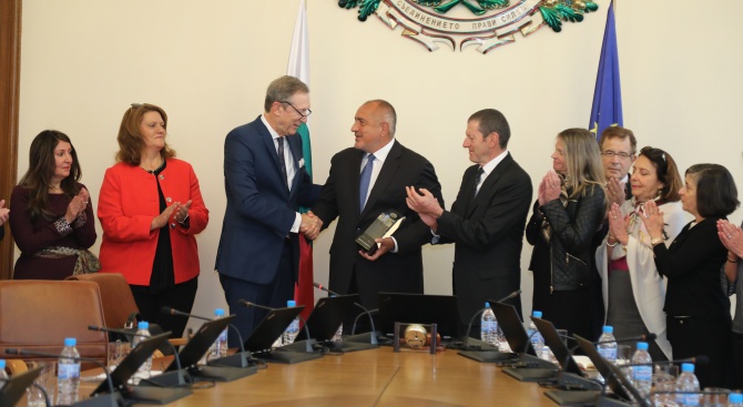 Борисов стана първият чуждестранен лидер, отличен със специалната награда „Факла на свободата“