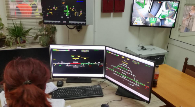 Нови компютърни системи управляват движението на влаковете в железопътен участък Скутаре-Оризово