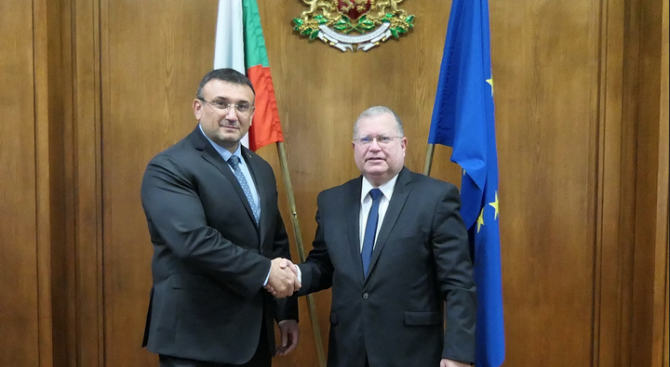 Младен Маринов проведе среща с новия посланик на Израел в София Н.Пр. Йорам Елрон
