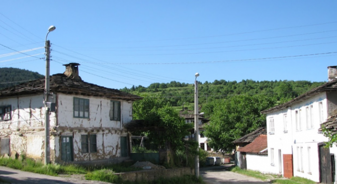 Село, обявено за архитектурен резерват, няма улици