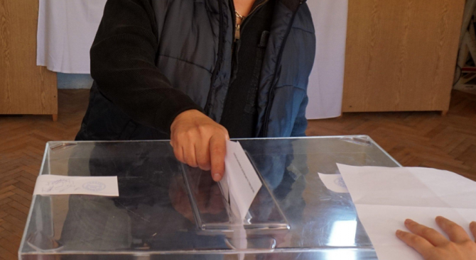 В пет общини в област Бургас днес ще избират кмет