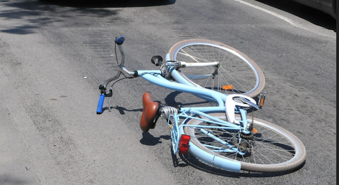 Влекач блъсна и уби велосипедист