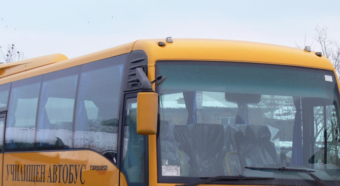 Хванаха пиян шофьор на автобус да превозва деца