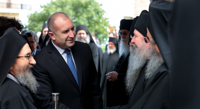  Румен Радев: Света гора векове наред има своето благотворно влияние в православната общност