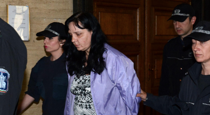 Намалиха с 2 години присъдата на акушерката Емилия Ковачева