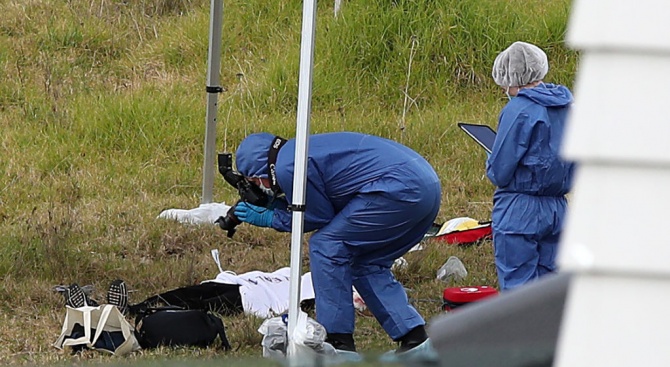Намериха тялото на млад мъж с куршум в гърдите 
