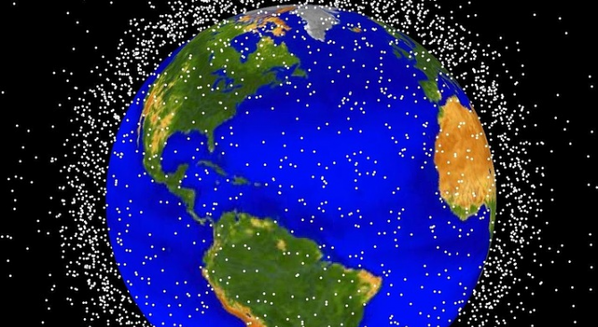 Космическите отпадъци са проблем за сателитите