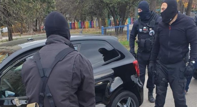 Закопчаха крадец на скъпоструваща техника на столичен булевард