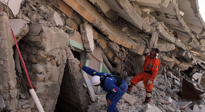 И Зоран Заев подкрепи Албания след ужаса от земетресението