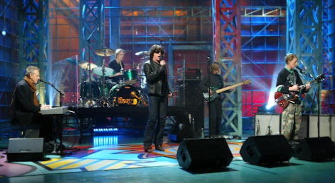 Почина басист на легендарната група The Doors