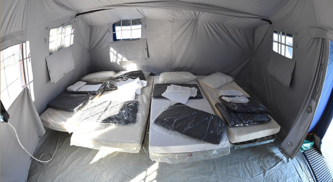 БЧК изпраща одеяла, палатки и спално бельо за пострадалите от земетресението в Албания