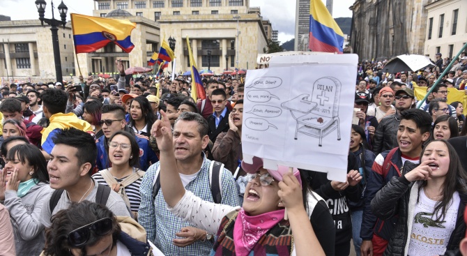 Масови демонстрации и национална стачка белязаха седмия ден от протестите в Колумбия