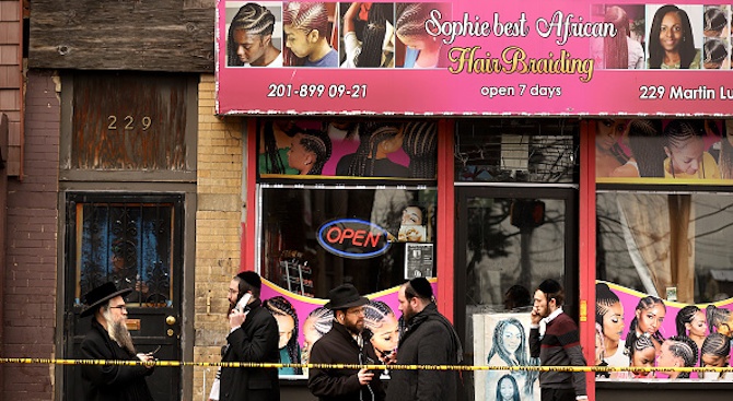 Еврейски супермаркет е бил целта на двамата нападатели от стрелбата в Ню Джърси