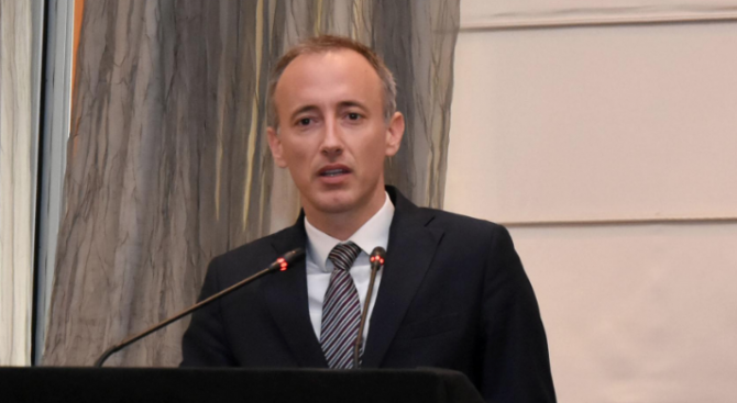 Красимир Вълчев е подписал заповед за одит в Националната художествена академия