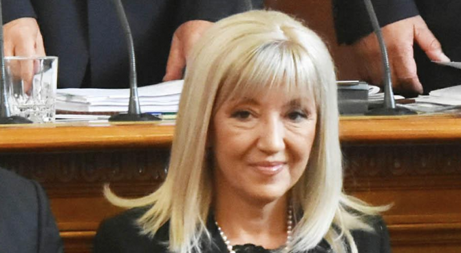 Петя Аврамова увери, че ще има магистрала Русе - Велико Търново