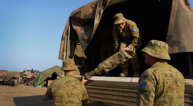 Австралийските военни остават в Ирак