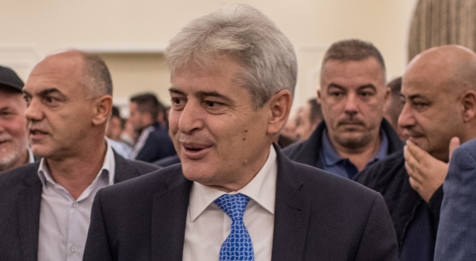 Албански политик в Скопие: Отказах да деля Македония