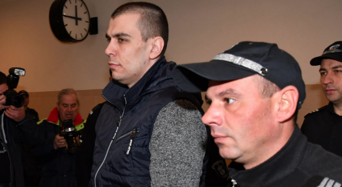 Викторио Александров се изправя пред съда