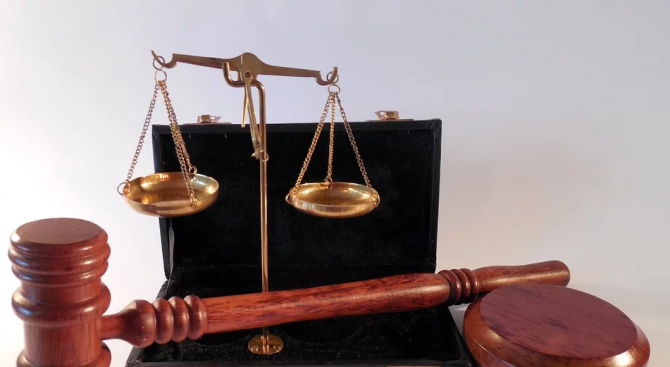 Задържаха чужденец, издирван с европейска заповед за арест