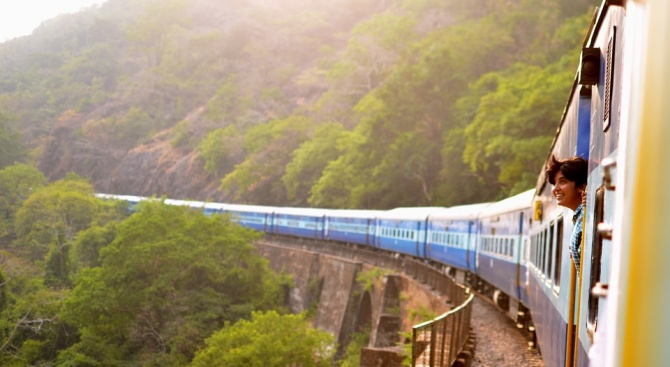 Родопската теснолинейка - в Топ 10 на най-добрите пътувания с влак в Европа